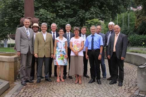 Kreistagsfraktion der FWG am 21.7.2014 Kreistagsfraktion der FWG am 21.7.2014
